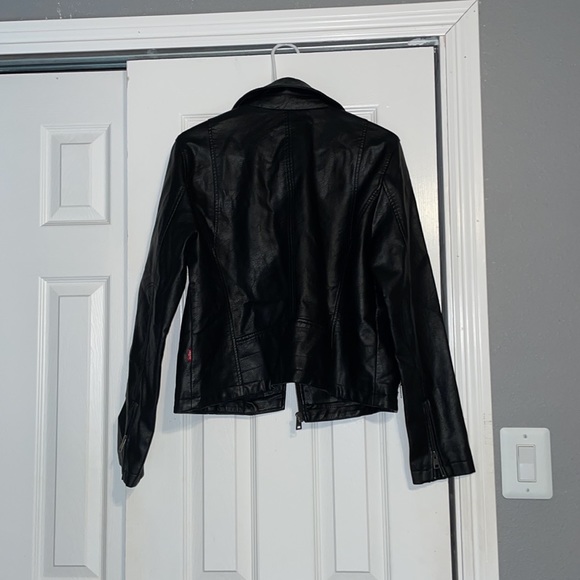 Levi’s leather jacket size L NWOT - Picture 2 of 6